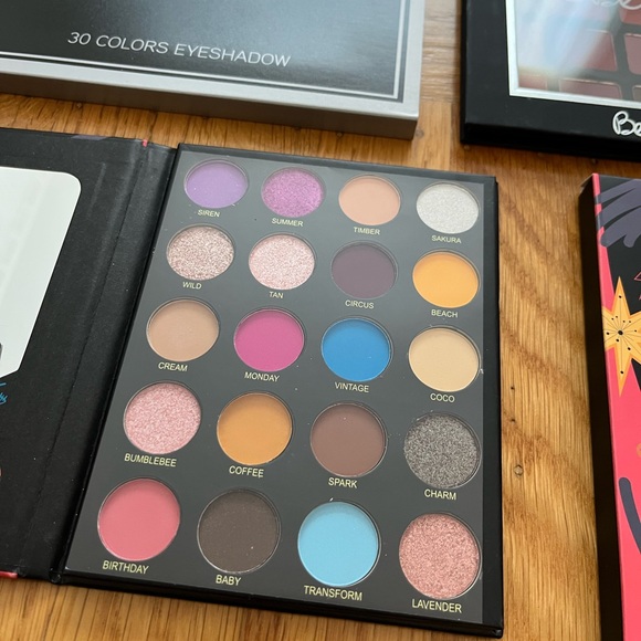 Eyeshadow Bundle - Picture 3 of 3